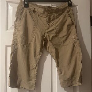 Women’s Size 6 The North Face Bermuda Shorts